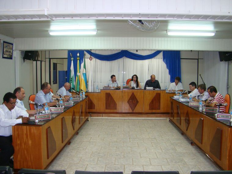 Destaques da sessão extraordinária do dia 26 da Câmara de Vereadores de Laranjeiras do Sul.