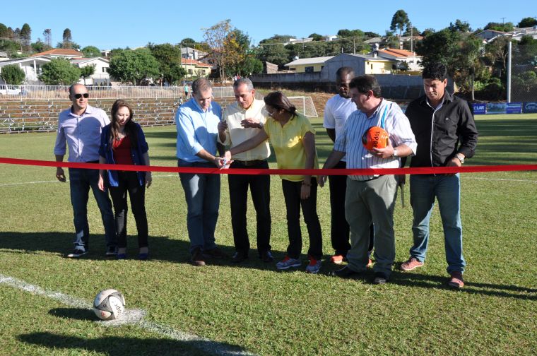Câmara de Laranjeiras do Sul participa da inauguração da Escolinha de futebol BK.