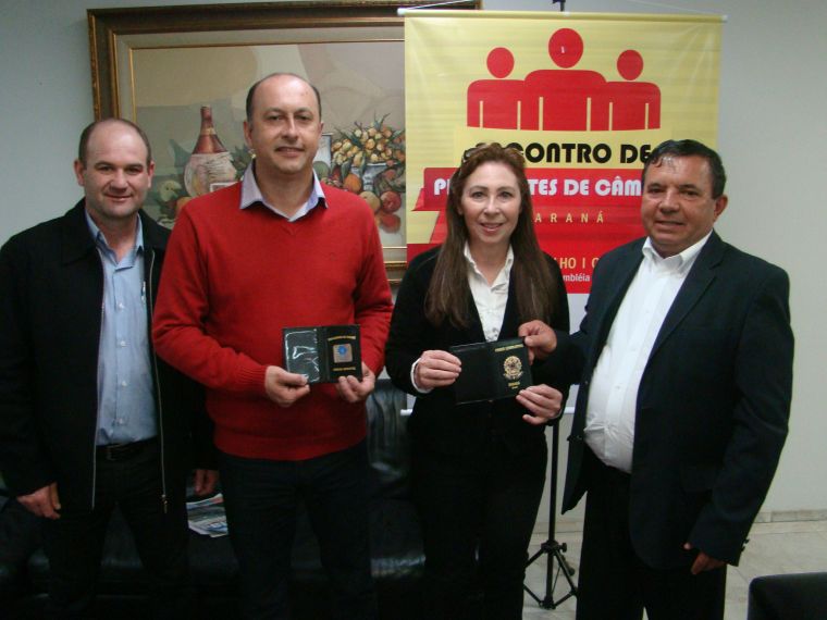 Presidente Ivone Portela 1º Secretário Junior Gurtat participam de Encontro promovido pela ACAMPAR na capital do estado.
