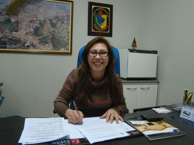 Presidente Ivone Portela,mesmo passando por tratamento de saúde e continua firme a frente dos trabalhos da Câmara Municipal de Laranjeiras do Sul