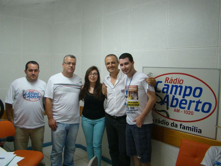 A presidente Ivone Portela parabeniza a Família Rádio Campo Aberto pelos seus 24 anos,e agradece a parceria com o Poder Legislativo.