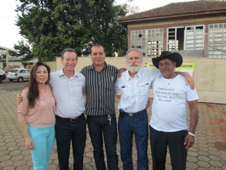 Vereadores participam de cerimônia que da inicio as obras de restauração do Antigo Correio