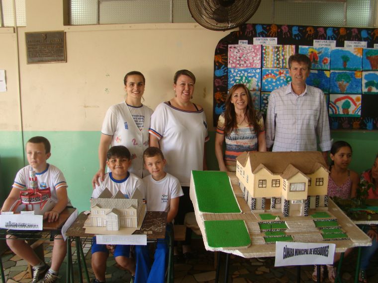 Legislativo visita Projeto Cultural Conhecendo o nosso Município realizado na Escola Municipal Drº Leocádio José Correia