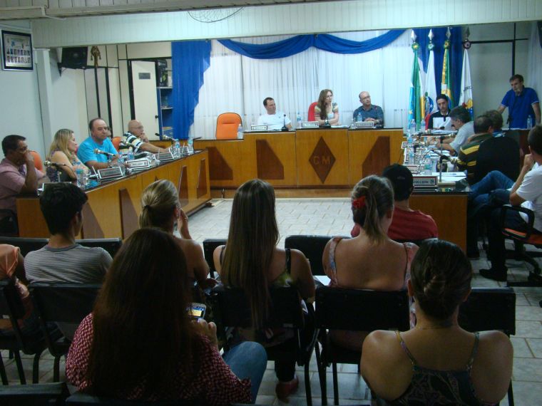 Vereadores autorizam prefeitura renovar convênio com a APAE de Laranjeiras do Sul