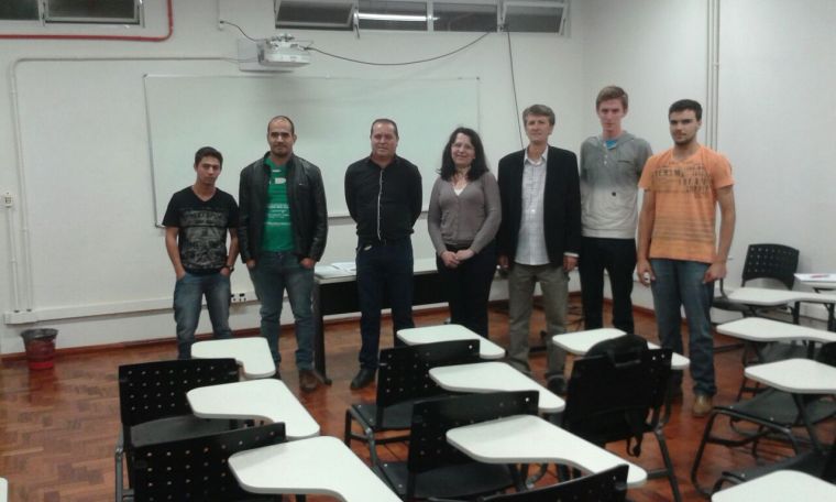 Vereador LAURECI LEAL e Consultor Legislativo GILMAR ZOCCHE, proferem palestra sobre o Plano Diretor na UFFS