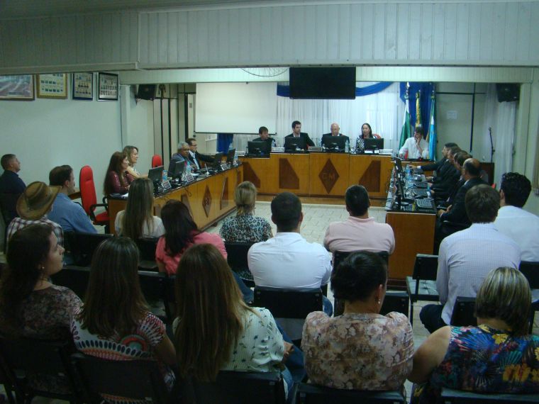 DESTAQUES DA SESSÃO SOLENE DE ABERTURA DOS TRABALHOS LEGISLATIVOS DO ANO DE 2016