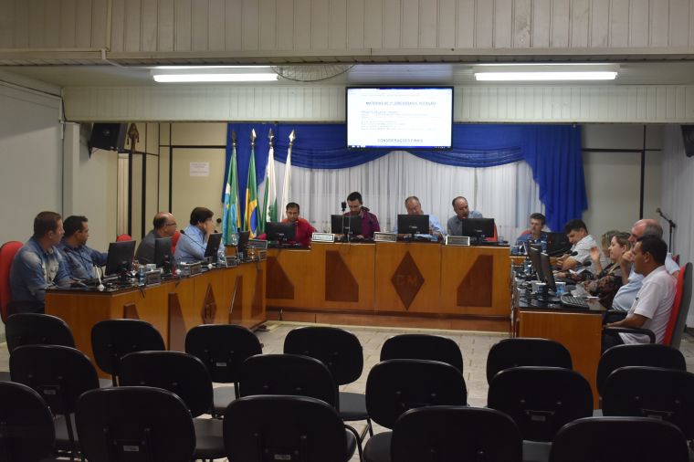 Câmara de Laranjeiras realiza sessão ordinária 029/17