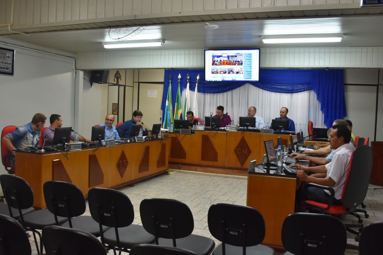 Câmara aprova lei que altera cobrança do ISSQN