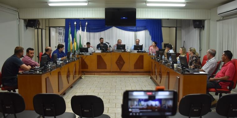 Câmara de Laranjeiras realiza sessão ordinária 042/17