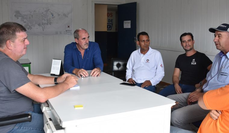 Vereadores reúnem-se com Secretário de Transportes