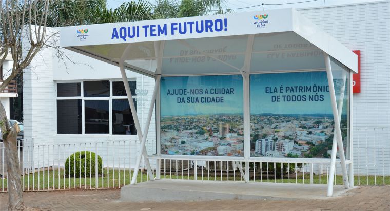 Vereadores destacam construção de abrigos de pontos de ônibus