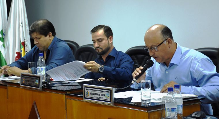 Vereador Gurtat solicita início da reforma e melhorias na segurança da rodoviária