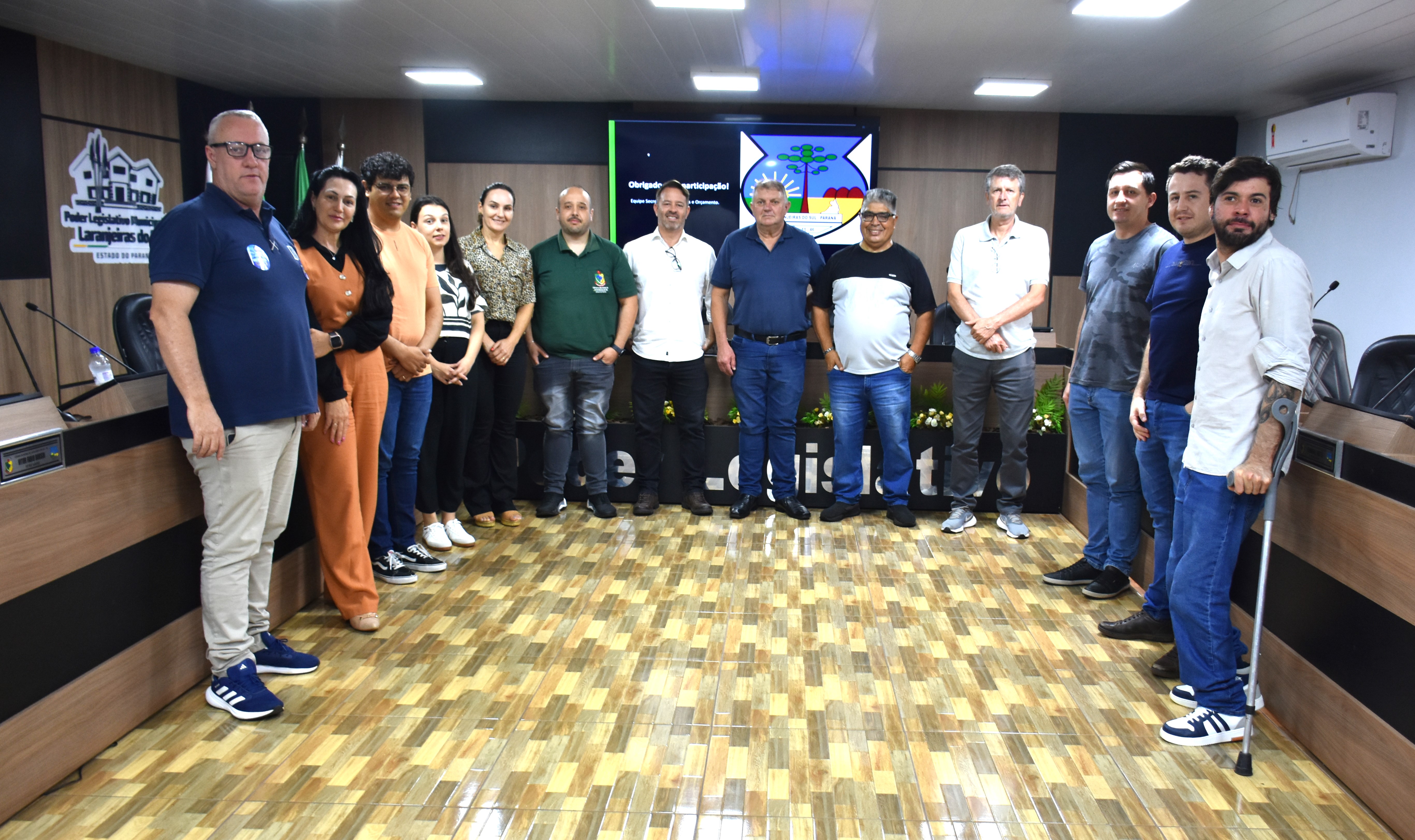 Audiência pública apresenta anteprojeto da LOA 2027 com orçamento de R$ 262 milhões na Câmara Municipal