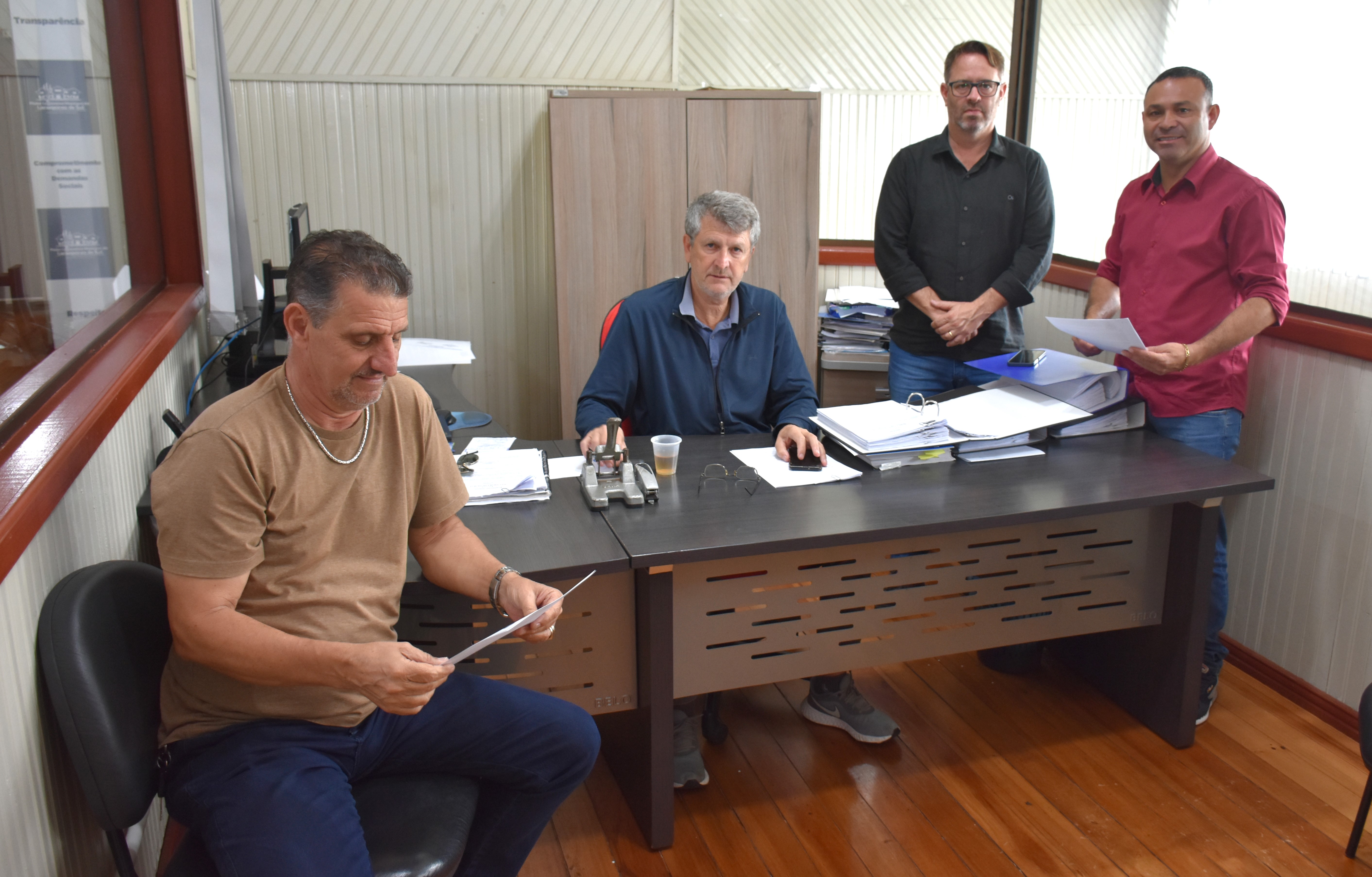 Comissão de Constituição e Justiça dá aval a quatro projetos de lei na Câmara de Laranjeiras do Sul