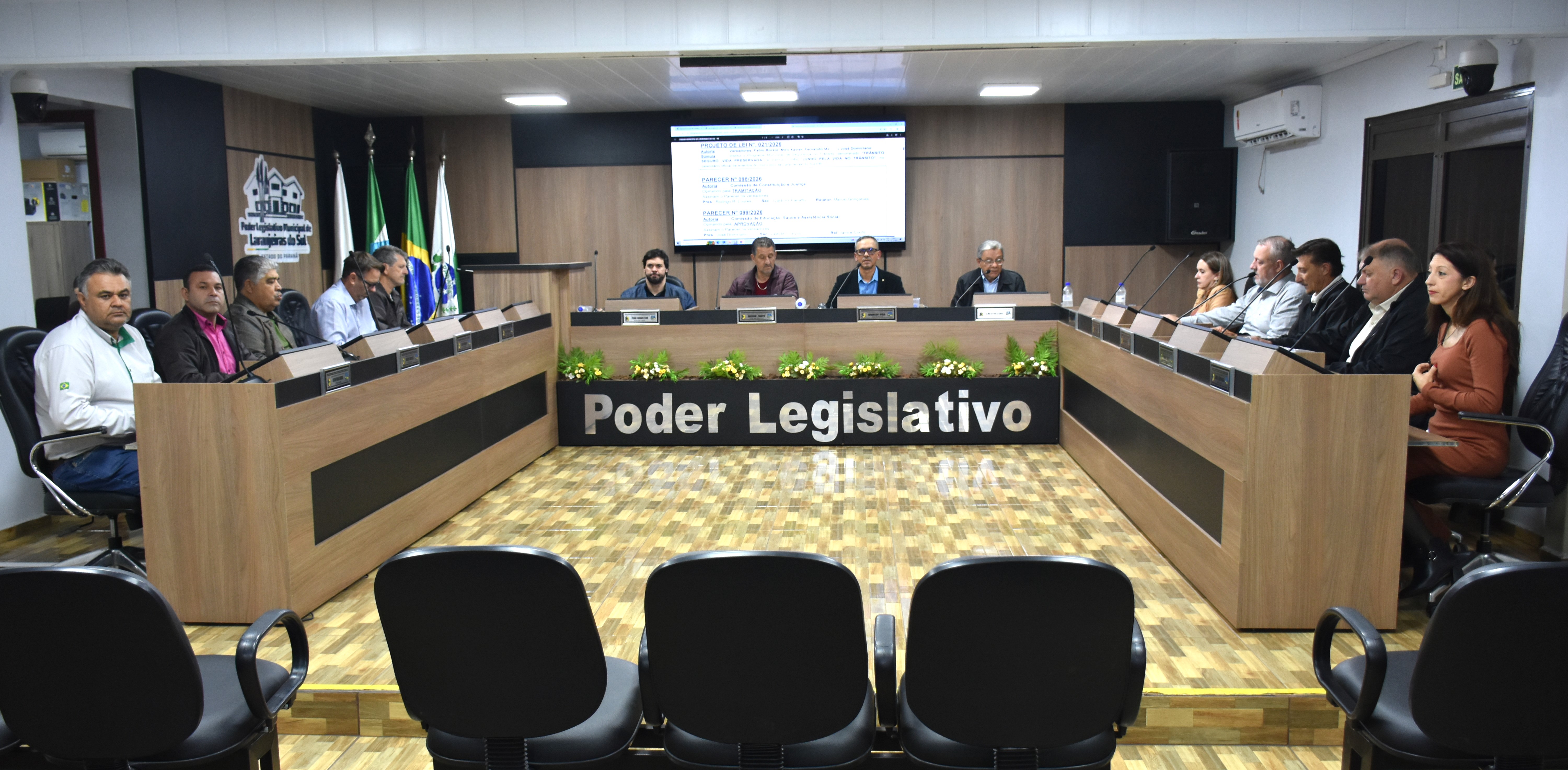 Poder Legislativo de Laranjeiras do Sul realiza 33ª Sessão Ordinária com aprovação de projetos e novas pautas
